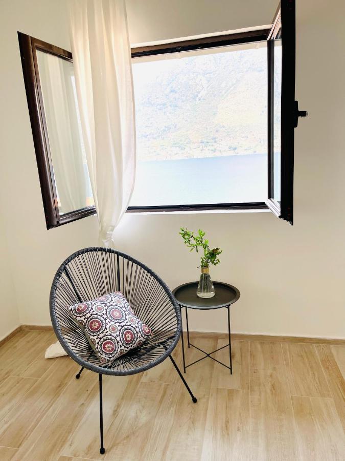 Chic Sea Front With Breathtaking Kotor Bay View Apartment Donji Stoliv