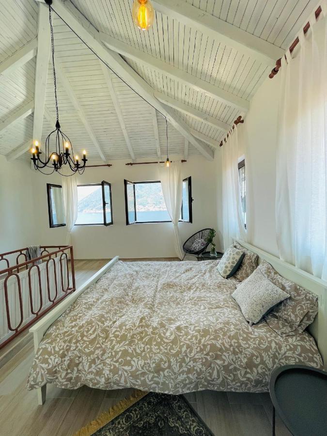 Chic Sea Front With Breathtaking Kotor Bay View Donji Stoliv